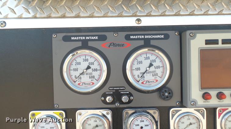 image for item L2267 2004 Pierce Quint ladder fire truck