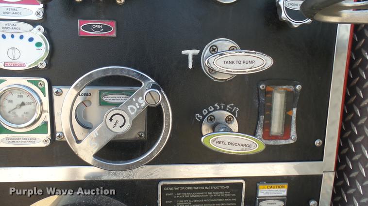 image for item L2267 2004 Pierce Quint ladder fire truck