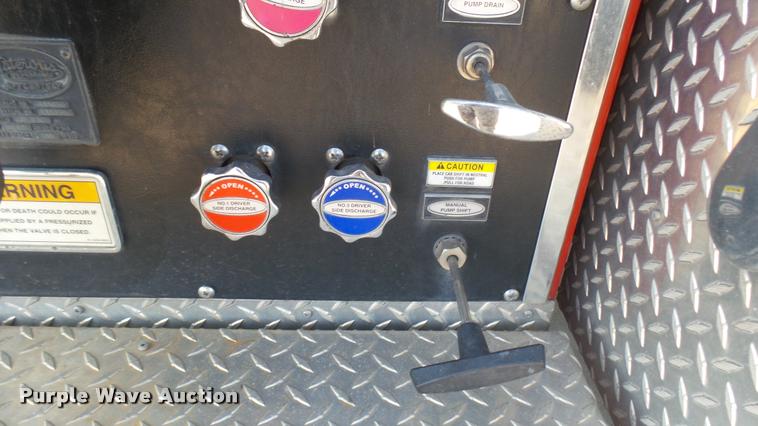 image for item L2267 2004 Pierce Quint ladder fire truck