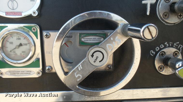 image for item L2267 2004 Pierce Quint ladder fire truck