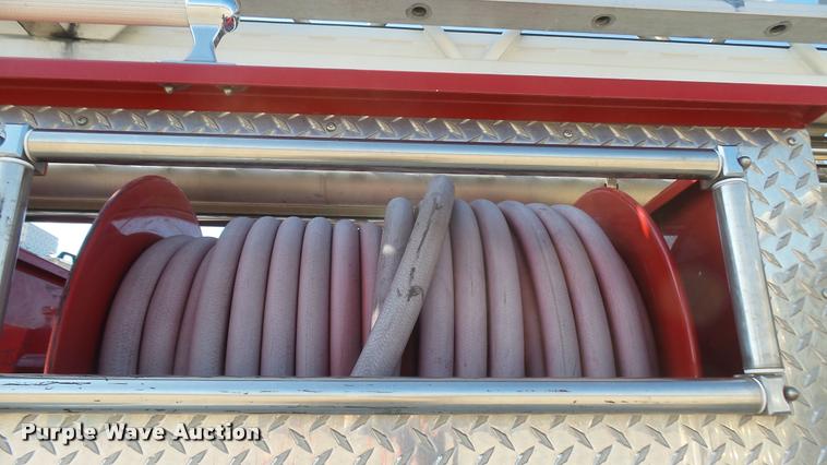 image for item L2267 2004 Pierce Quint ladder fire truck