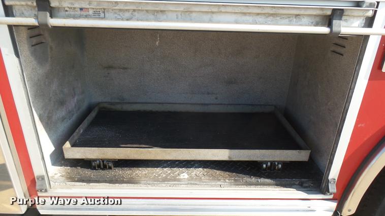 image for item L2267 2004 Pierce Quint ladder fire truck