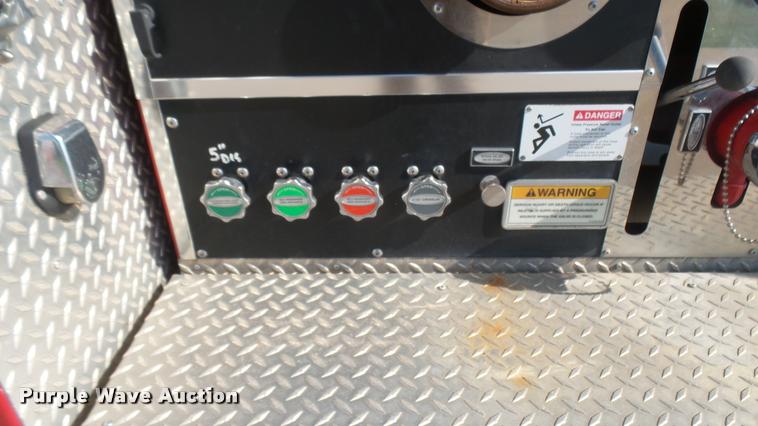 image for item L2267 2004 Pierce Quint ladder fire truck