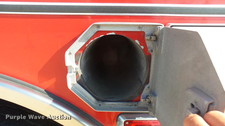 image for item L2267 2004 Pierce Quint ladder fire truck