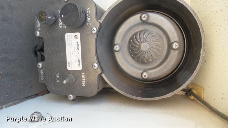 image for item L2267 2004 Pierce Quint ladder fire truck