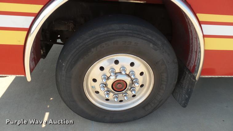 image for item L2267 2004 Pierce Quint ladder fire truck