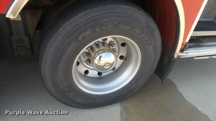 image for item L2267 2004 Pierce Quint ladder fire truck