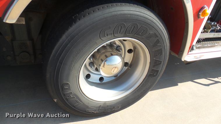 image for item L2267 2004 Pierce Quint ladder fire truck