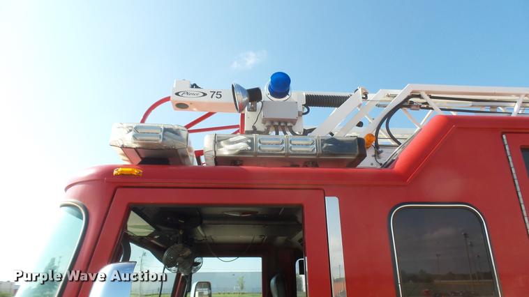 image for item L2267 2004 Pierce Quint ladder fire truck