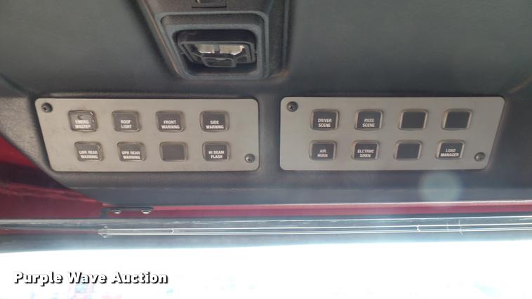 image for item L2268 2003 Pierce Quint ladder fire truck