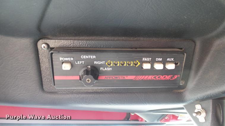 image for item L2268 2003 Pierce Quint ladder fire truck