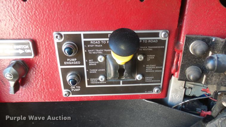 image for item L2268 2003 Pierce Quint ladder fire truck