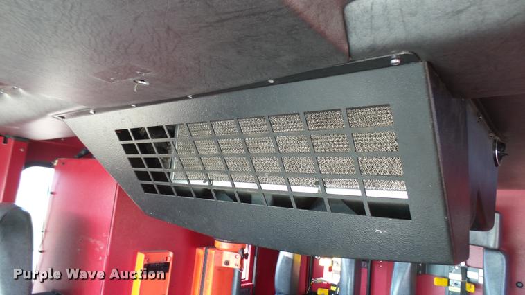 image for item L2268 2003 Pierce Quint ladder fire truck