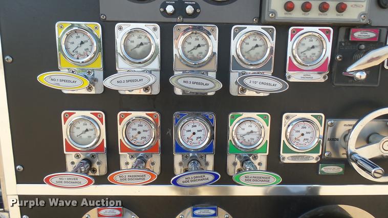 image for item L2268 2003 Pierce Quint ladder fire truck