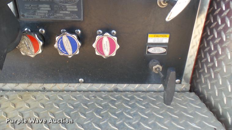 image for item L2268 2003 Pierce Quint ladder fire truck