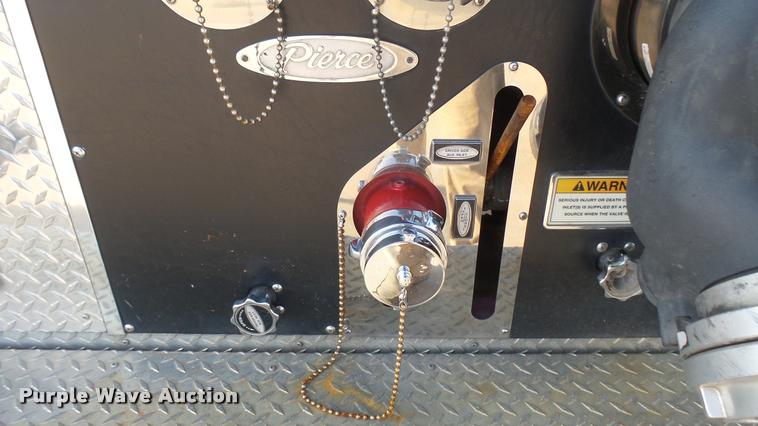 image for item L2268 2003 Pierce Quint ladder fire truck