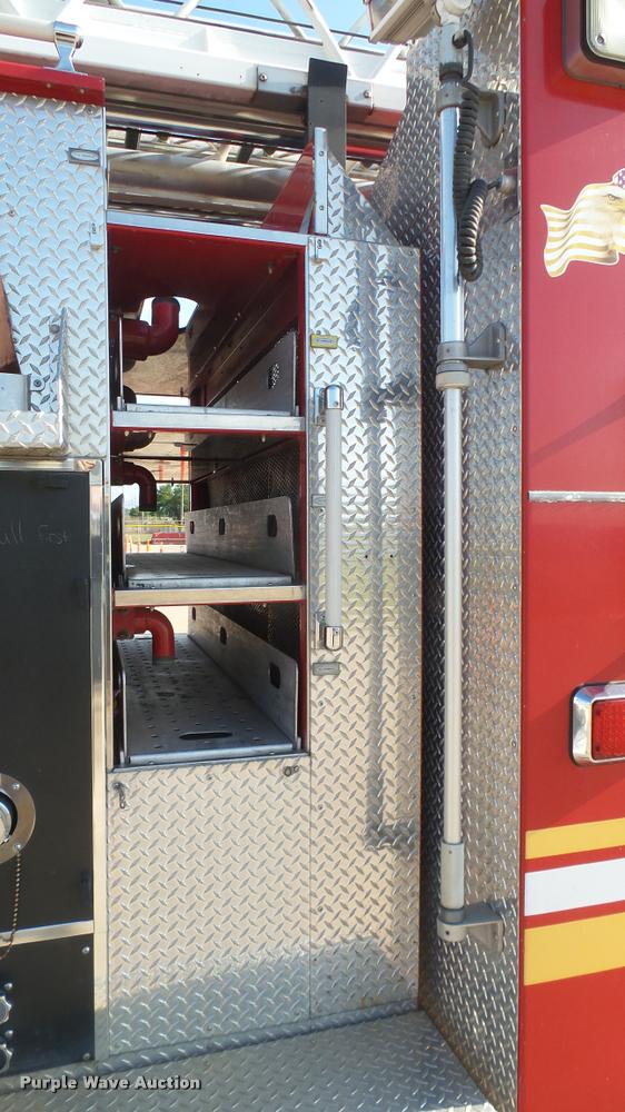 image for item L2268 2003 Pierce Quint ladder fire truck