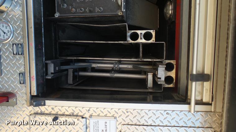 image for item L2268 2003 Pierce Quint ladder fire truck