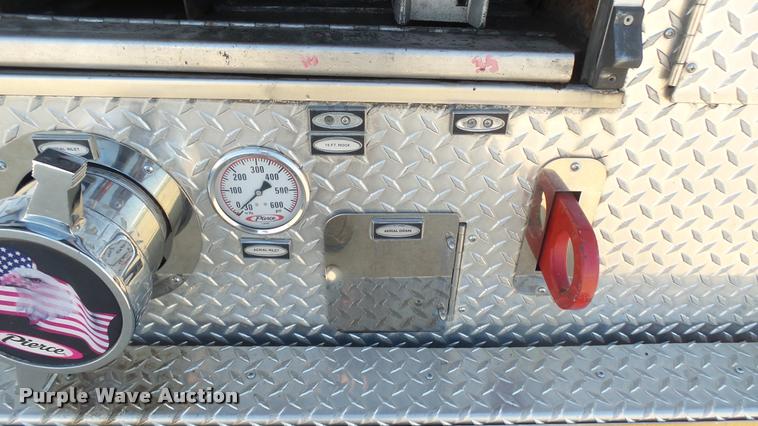 image for item L2268 2003 Pierce Quint ladder fire truck