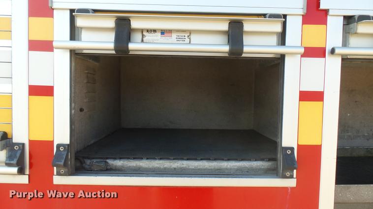 image for item L2268 2003 Pierce Quint ladder fire truck