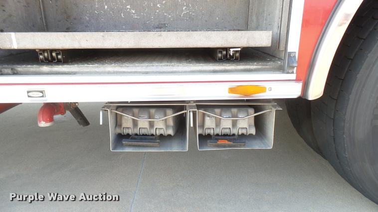 image for item L2268 2003 Pierce Quint ladder fire truck