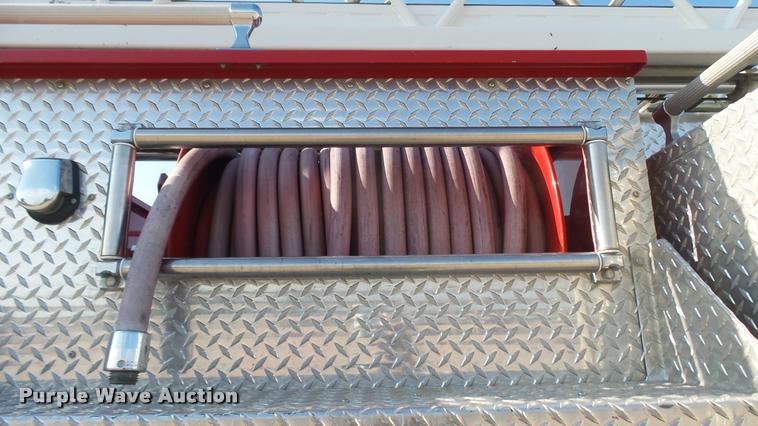 image for item L2268 2003 Pierce Quint ladder fire truck