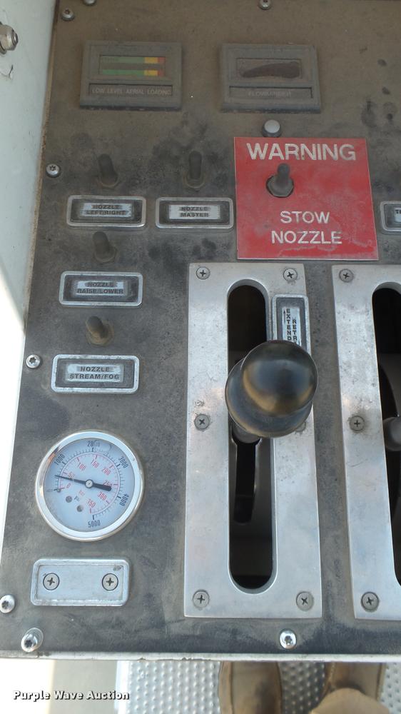 image for item L2268 2003 Pierce Quint ladder fire truck