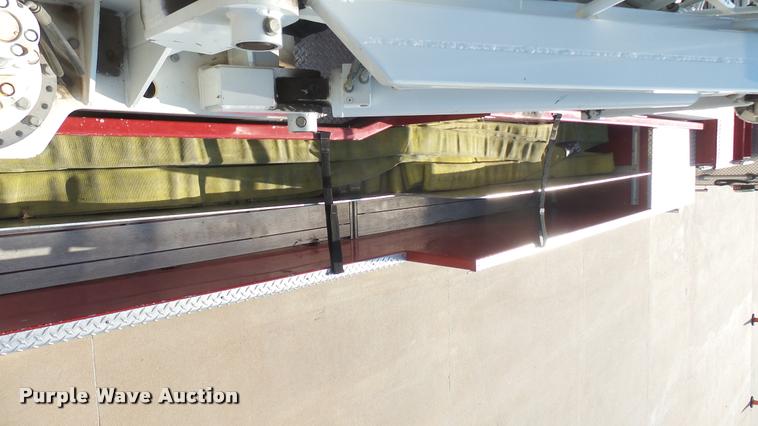 image for item L2268 2003 Pierce Quint ladder fire truck