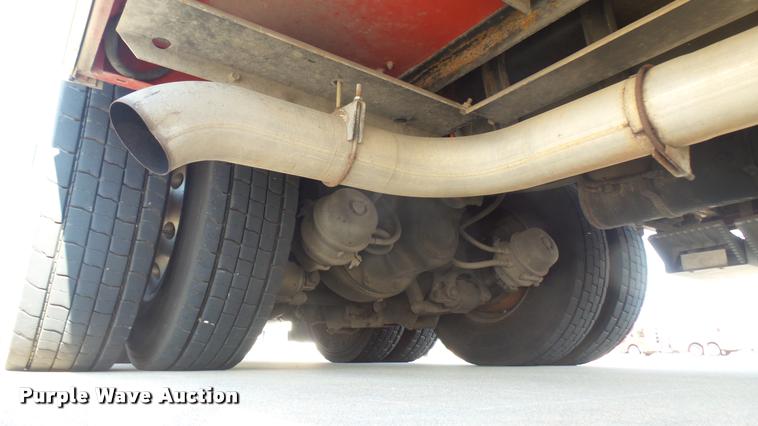 image for item L2268 2003 Pierce Quint ladder fire truck