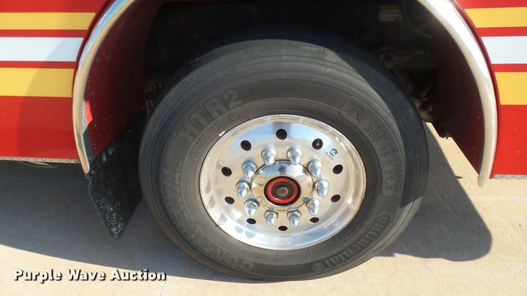 image for item L2268 2003 Pierce Quint ladder fire truck