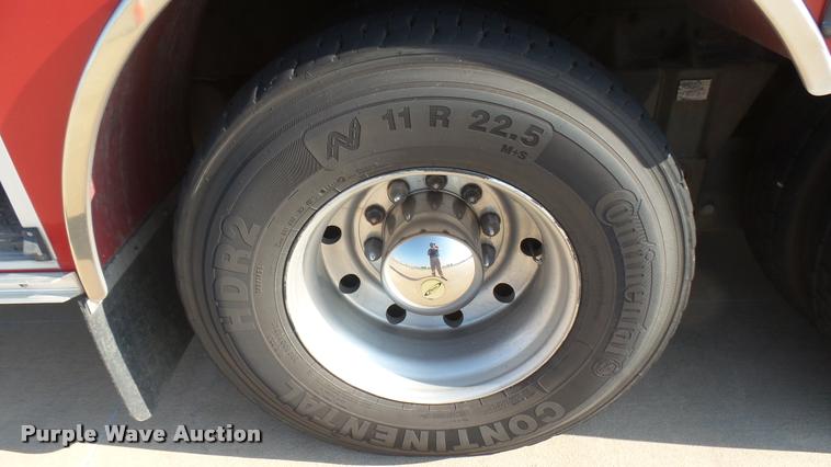 image for item L2268 2003 Pierce Quint ladder fire truck