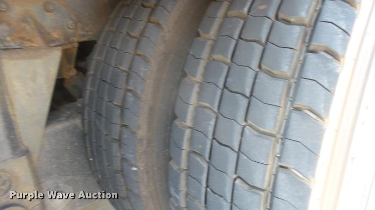 image for item L2268 2003 Pierce Quint ladder fire truck