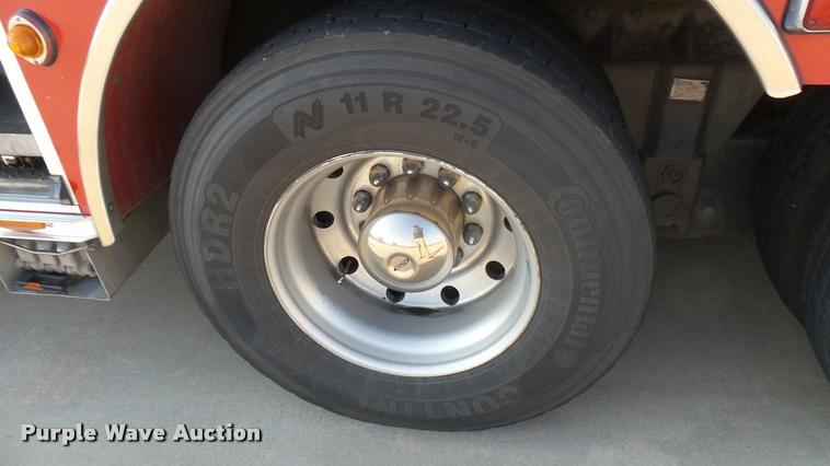 image for item L2268 2003 Pierce Quint ladder fire truck