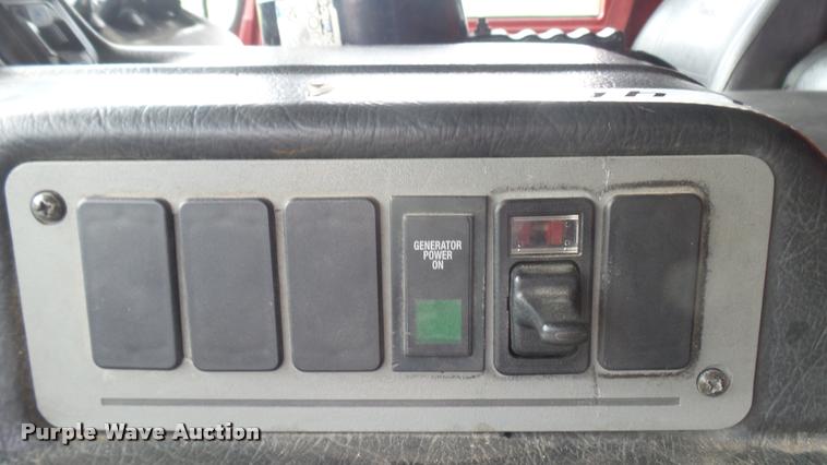 image for item L2269 2003 Pierce pumper fire truck