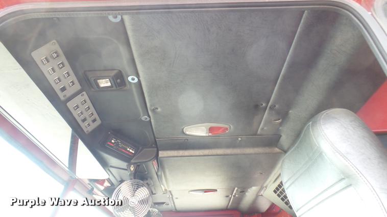 image for item L2269 2003 Pierce pumper fire truck