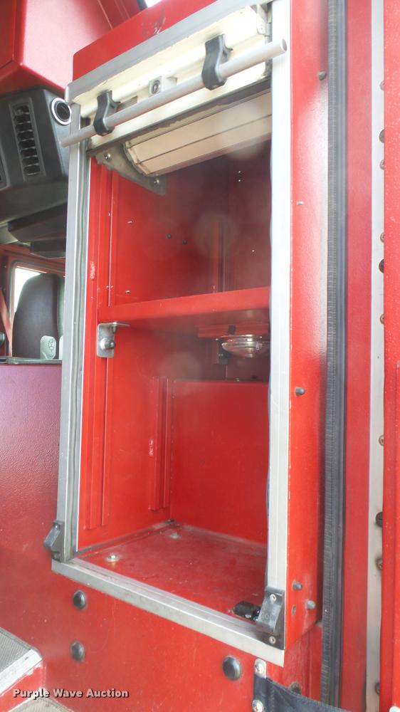 image for item L2269 2003 Pierce pumper fire truck