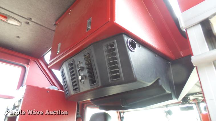 image for item L2269 2003 Pierce pumper fire truck