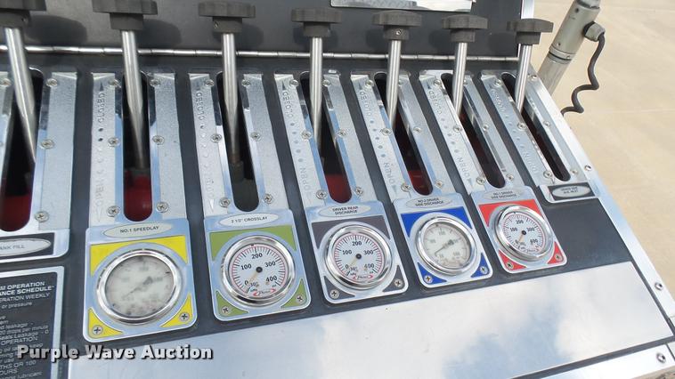 image for item L2269 2003 Pierce pumper fire truck