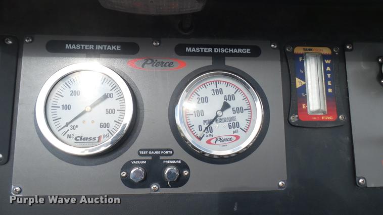 image for item L2269 2003 Pierce pumper fire truck