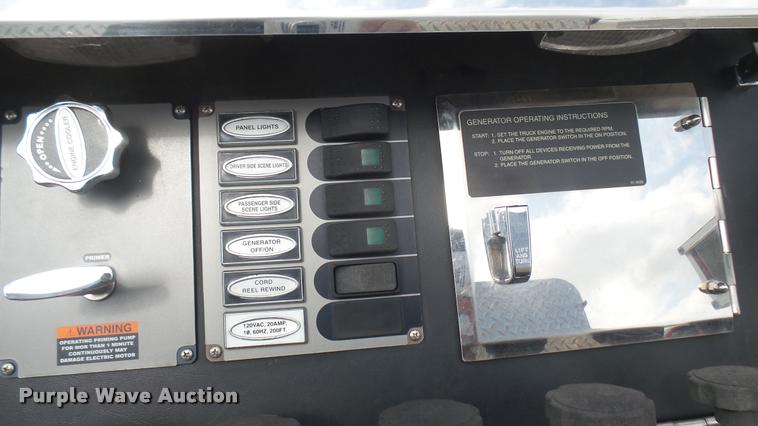 image for item L2269 2003 Pierce pumper fire truck