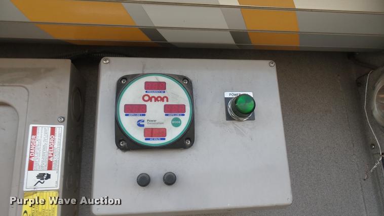 image for item L2269 2003 Pierce pumper fire truck