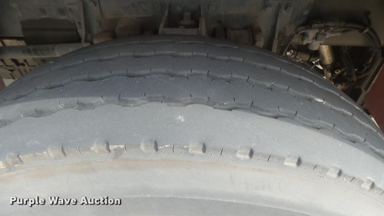 image for item L2269 2003 Pierce pumper fire truck