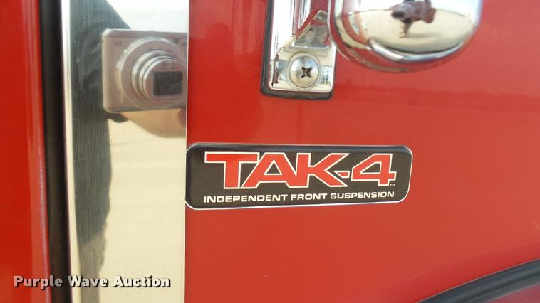 image for item L2269 2003 Pierce pumper fire truck