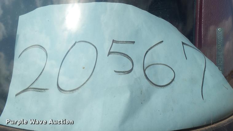 image for item L2269 2003 Pierce pumper fire truck