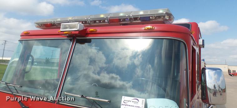 image for item L2269 2003 Pierce pumper fire truck