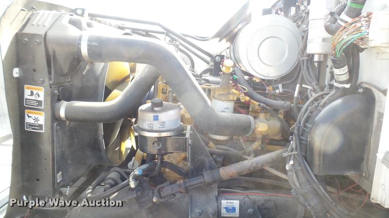 image for item L2270 2004 Peterbilt 330 rescue truck