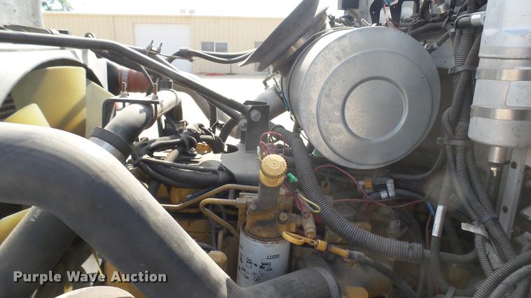 image for item L2270 2004 Peterbilt 330 rescue truck