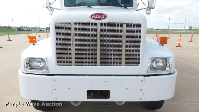 image for item L2270 2004 Peterbilt 330 rescue truck