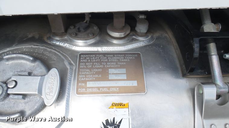 image for item L2270 2004 Peterbilt 330 rescue truck