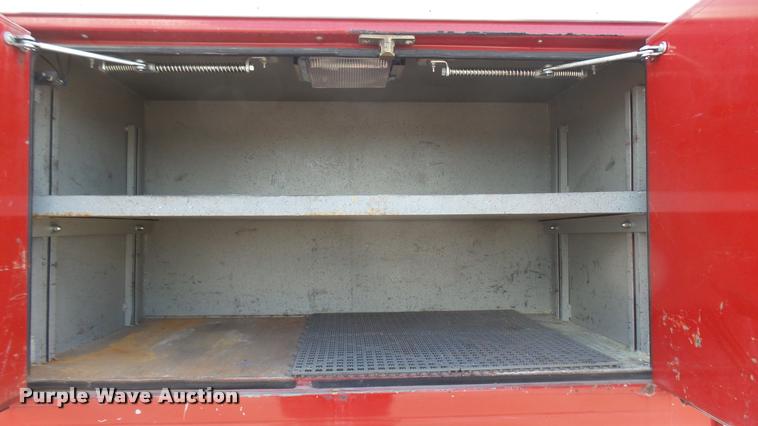 image for item L2270 2004 Peterbilt 330 rescue truck